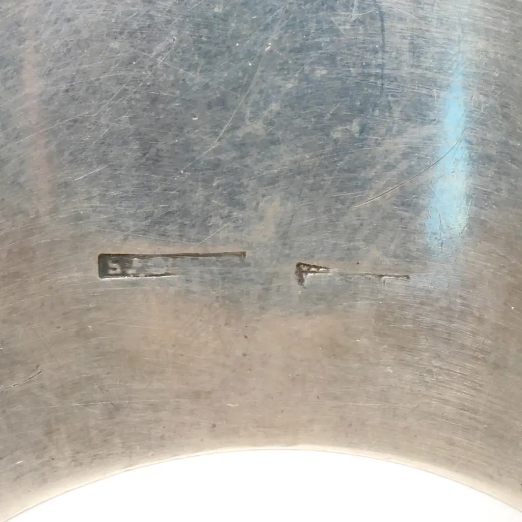 Two William Littlejohn & son (Wellington) silver napkin rings, Image 1++